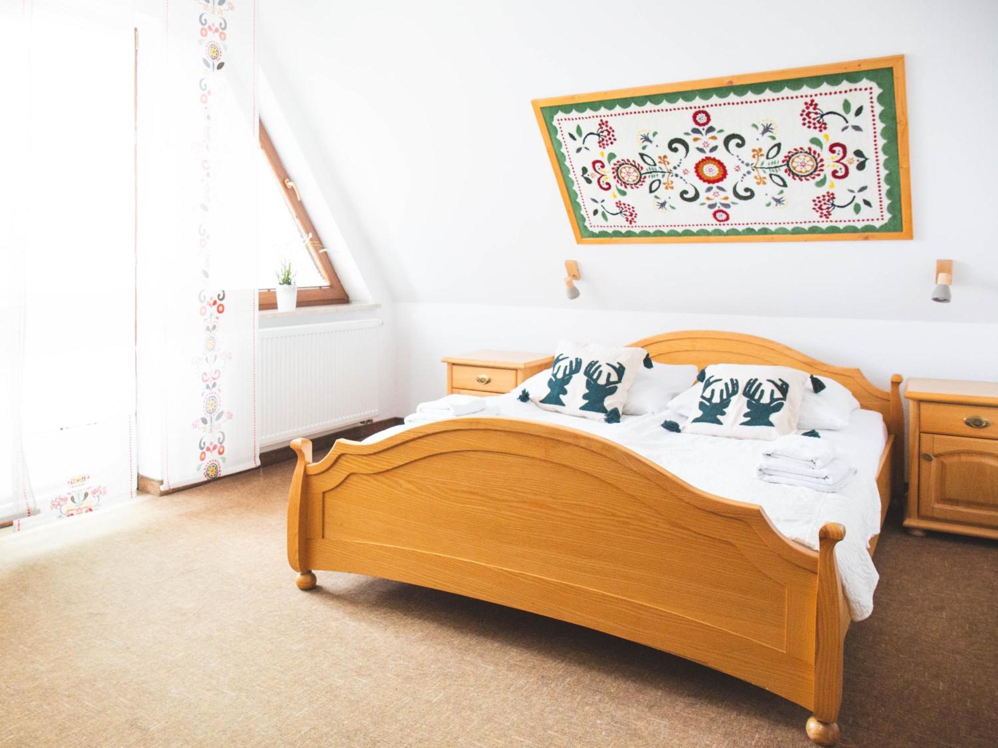 Hotel Beskidian Венгерска Гурка Екстериор снимка