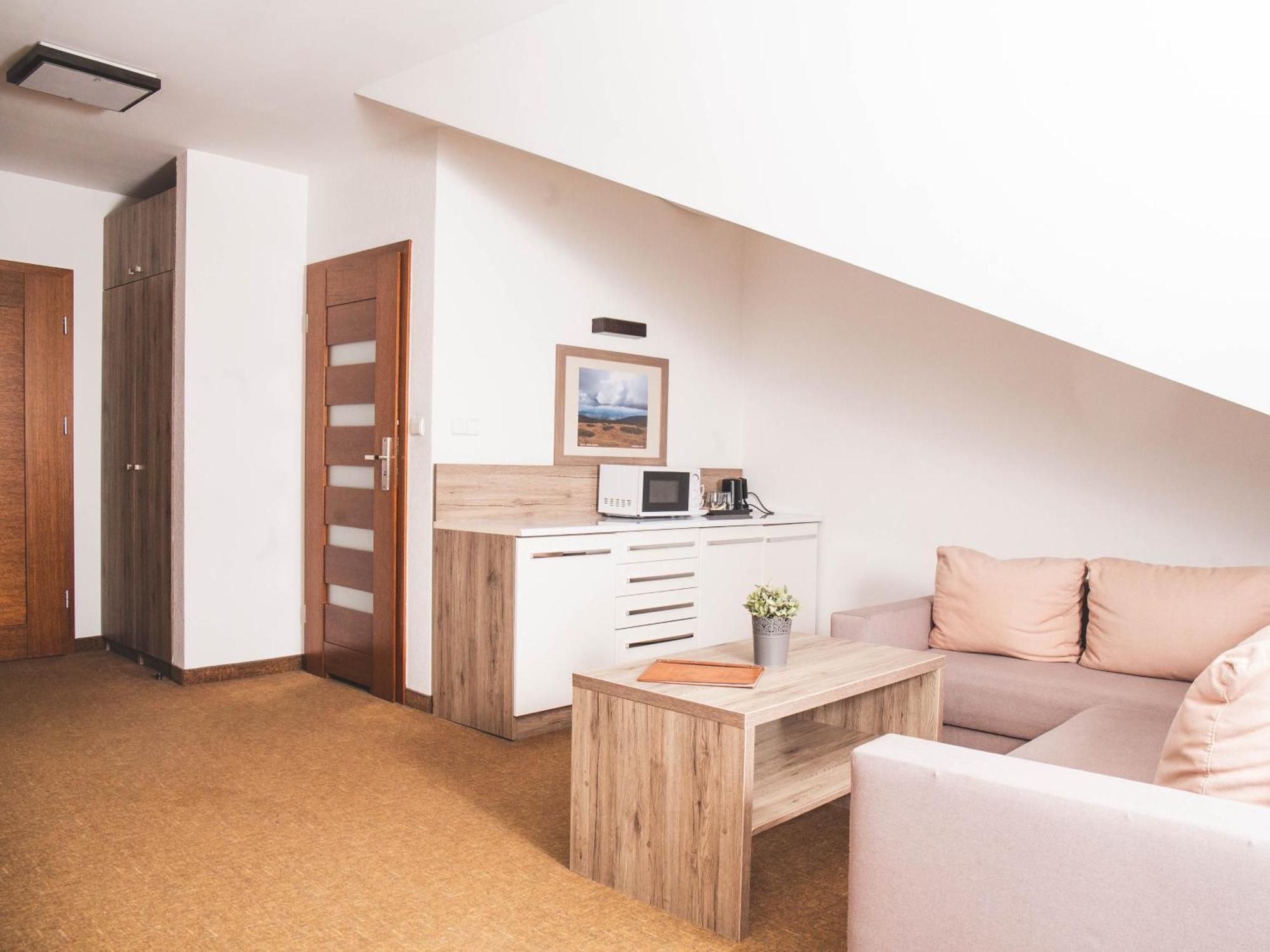 Hotel Beskidian Венгерска Гурка Екстериор снимка